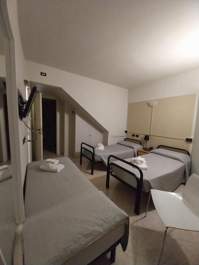 Hotel Cumili Capo di Ponte ภายนอก รูปภาพ