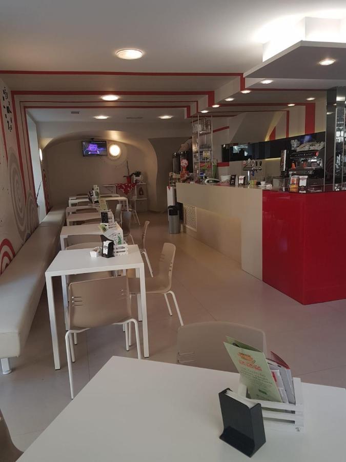 Hotel Cumili Capo di Ponte ภายนอก รูปภาพ