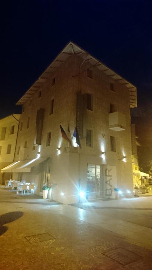 Hotel Cumili Capo di Ponte ภายนอก รูปภาพ