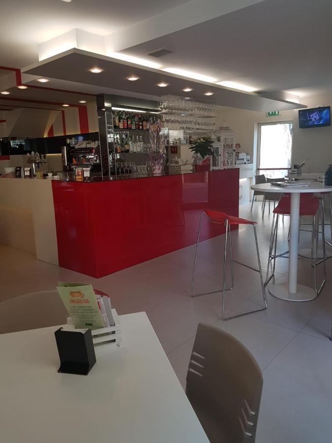 Hotel Cumili Capo di Ponte ภายนอก รูปภาพ
