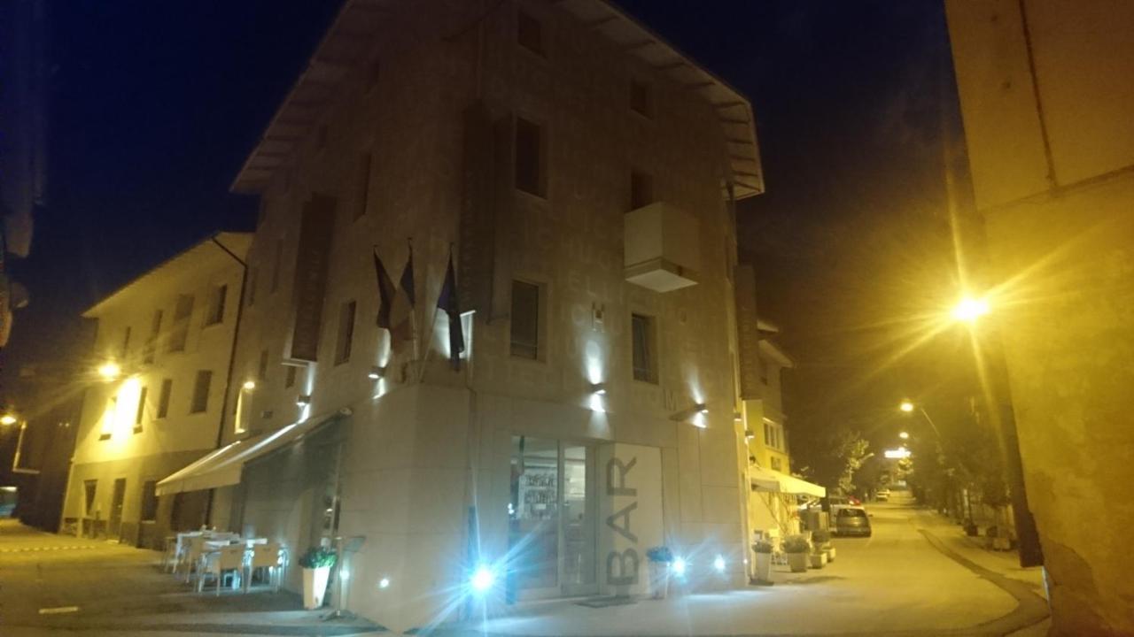 Hotel Cumili Capo di Ponte ภายนอก รูปภาพ