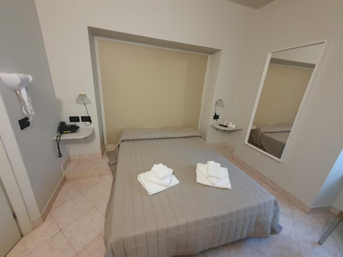Hotel Cumili Capo di Ponte ภายนอก รูปภาพ