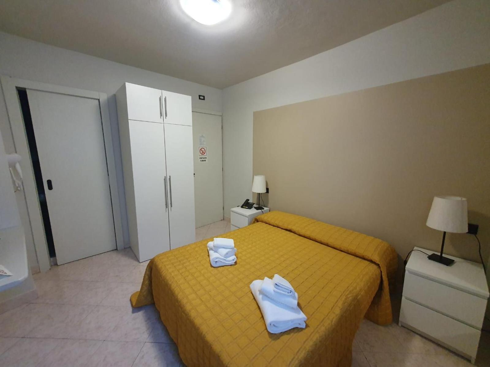 Hotel Cumili Capo di Ponte ภายนอก รูปภาพ