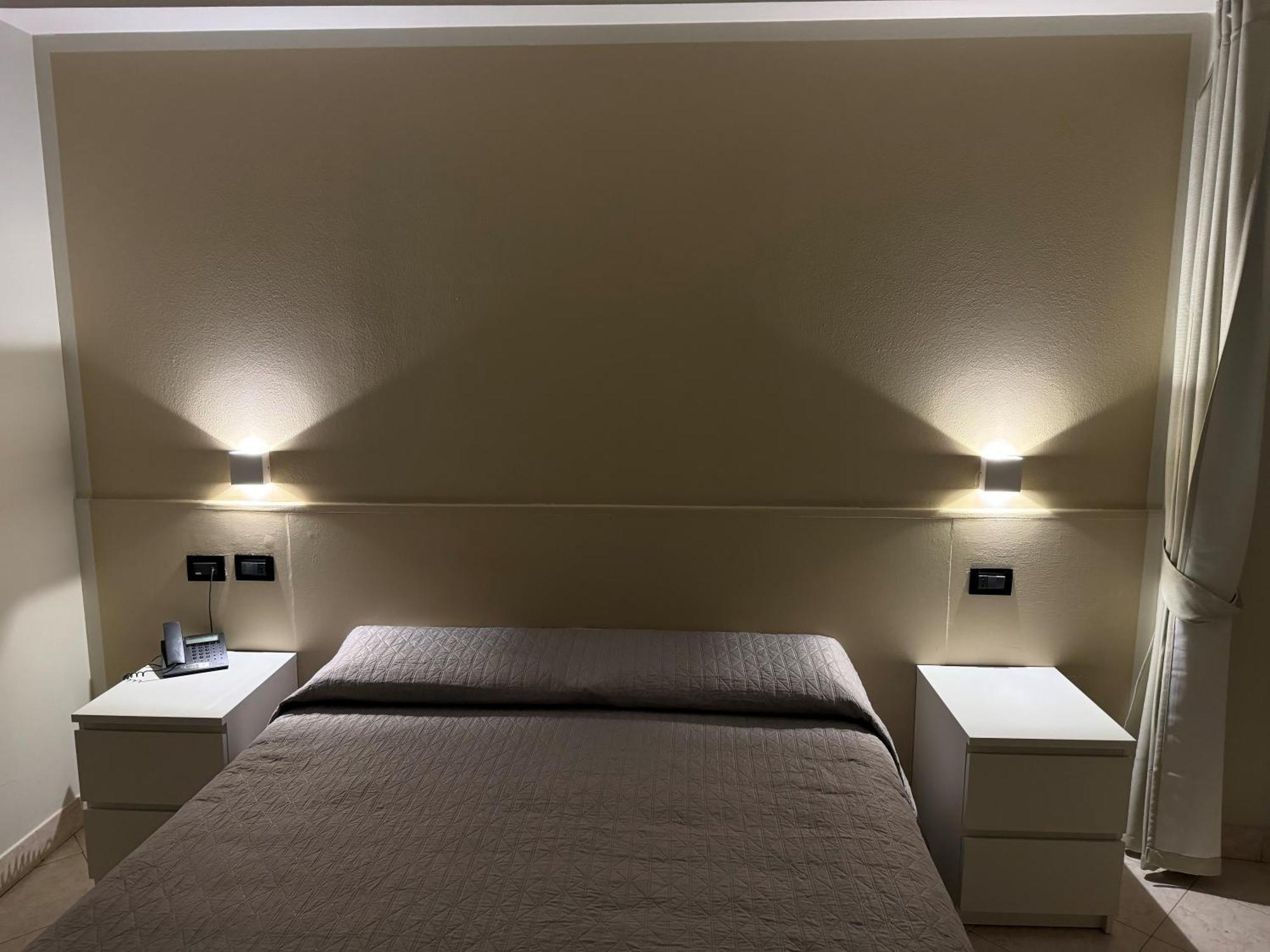 Hotel Cumili Capo di Ponte ภายนอก รูปภาพ